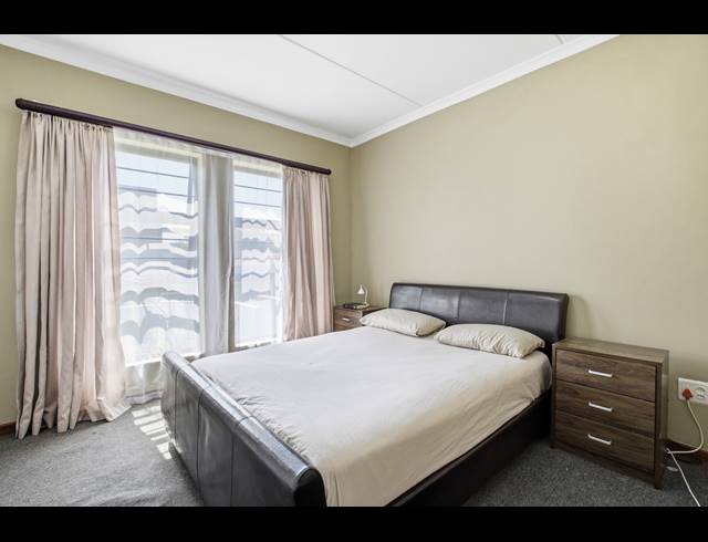 2 BEDROOM APARTMENT FOR SALE IN PAULSHOF